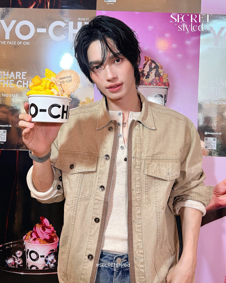 SECRET_Styled's tweet photo. #yochithailand 
#winmetawin
#yochithailandxWin

เสิร์ฟความหล่อของ “วิน เมธวิน” (@winmetawin) ในงานเปิดตัว Yo-Chi (โย-ชิ) @iloveyochi.th แบรนด์โฟรเซ่นโยเกิร์ตชื่อดังจากออสเตรเลีย ปักหมุดประเทศไทย เปิดสาขาแรกซึ่งเป็นสาขานอกประเทศแห่งที่สี่ และใหญ่ที่สุดใน Southeast Asia พื้นที่กว่า 207 ตารางเมตร ที่ centralwOrld @centralwOrld (ชั้น 2) โซน Groove ✨

#SECRETStyled