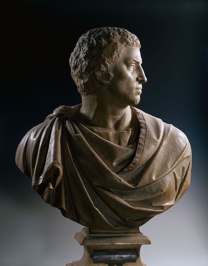 HistoryExtra's tweet photo. #OnThisDay in 42 BC, Marcus Junius Brutus, a key conspirator in the assassination of Julius Caesar, took his own life. After losing in battle, Brutus asked his old friends to help him. Supposedly, Strato held Brutus’s sword, upon which he “fell with such force". 

📸 Getty https://t.co/liigYDvXtF