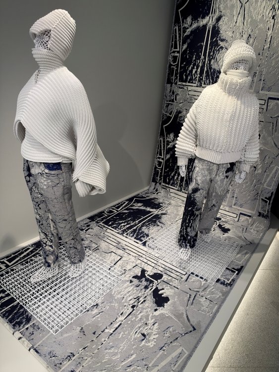 FASHIONHL's tweet photo. A-POC ABLE ISSEY MIYAKE × JAXA: Antarctic Landscapes Woven into Denim

→ https://t.co/an6ShPKDZE

Satellite imagery of Antarctica becomes wearable design through advanced jacquard weaving. At 21_21 DESIGN SIGHT in Tokyo, the collaboration also explores the future of textiles through origami-inspired structures.

#APOCABLE #ISSEYMIYAKE #JAXA #2121DESIGNSIGHT