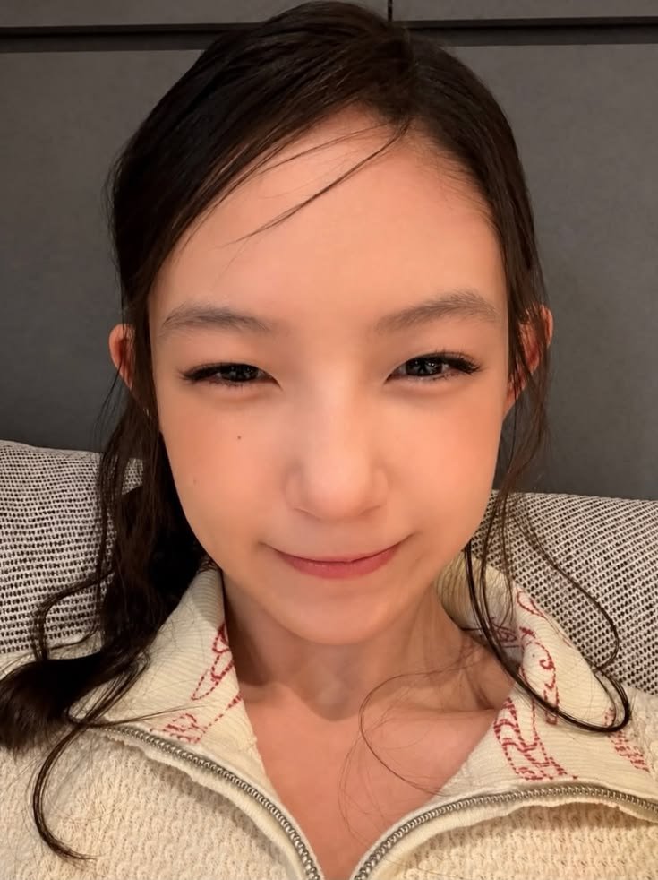 yangji1ee's tweet photo. my twinski yi hani imup🤭 https://t.co/cc41z07uvF