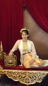 Jesmine733847's tweet photo. @NNphee Thank for ur understanding. Every educated person who love culture can clearly see the root cause of TCEs. Pls call out @GMMTV to declare the statement for credits. This is only one solution to end up conflicts. They still silent and did disrespectful to Myanmar &amp; their culture. https://t.co/6UU2z5bmcd