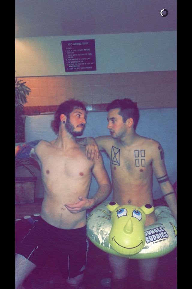 blurrycain's tweet photo. why does it look like tyler’s not wearing anything AT ALL https://t.co/hyE8PA03nB