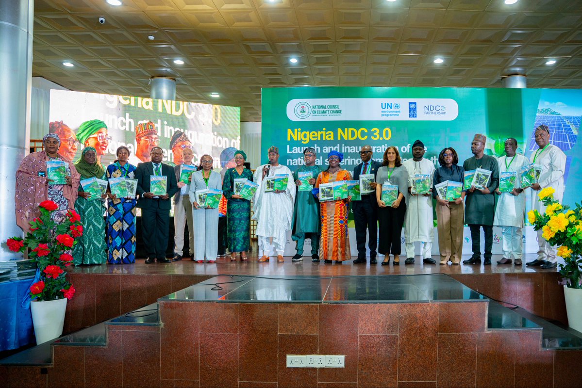UNDPNigeria's tweet photo. Nigeria takes another important step towards advancing its climate ambitions!

At the launch of Nigeria’s third Nationally Determined Contribution (NDC 3.0) and the inaugural Interministerial Steering Committee meeting in Abuja, our Res. Rep. @ElsieAttafuah reaffirmed @UNDP’s commitment to supporting Nigeria in translating its climate ambitions into concrete action.

NDC 3.0 presents an opportunity to unlock climate finance, accelerate clean energy solutions, strengthen climate resilience and protect livelihoods while driving inclusive and sustainable economic growth.

#ClimateAction