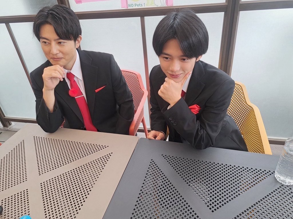 eisukehojo_abc's tweet photo. 『AmBitiousの絶品いただきシャス！』

真弓くんと挑んだ新大阪のレシート探しはしびれました…
そしてとにかく雨の中たくさん歩きました🚶

今回もお声がけさせていただいたみなさん、
ありがとうございました！！
素敵なお店とまた出会えました👏

#newsおかえり
#絶品いただきシャス https://t.co/SPuaPW7YJ4