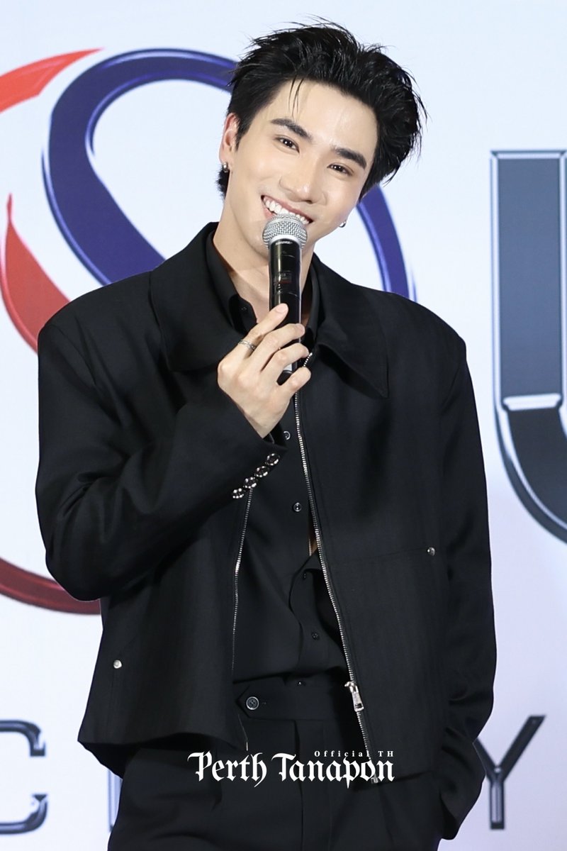 PerthOfficialTH's tweet photo. รักเพิ้ดแป๋วสุดใจ 🥹🫶🏻

PERTH SEOUL AT SI RACHA

#SeoulSocietyClinicxPerth 
#PerthTanapon #KDPPE https://t.co/aB49T3U46g