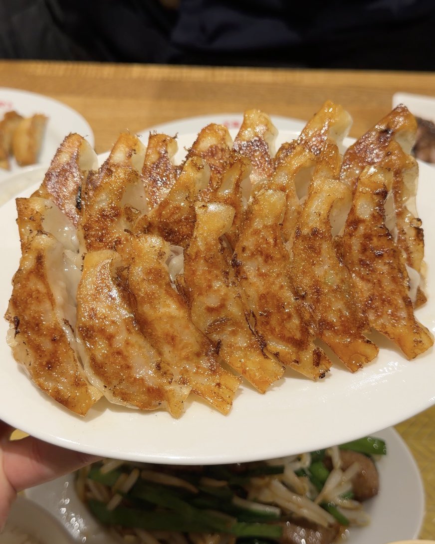 aoi_sendai_'s tweet photo. 【仙台】本店限定でついに解禁...
待望のニンニク入り餃子提供開始🥟🧄
📍元祖仙台ひとくち餃子あずま 本店 https://t.co/Wymcwhphl3
