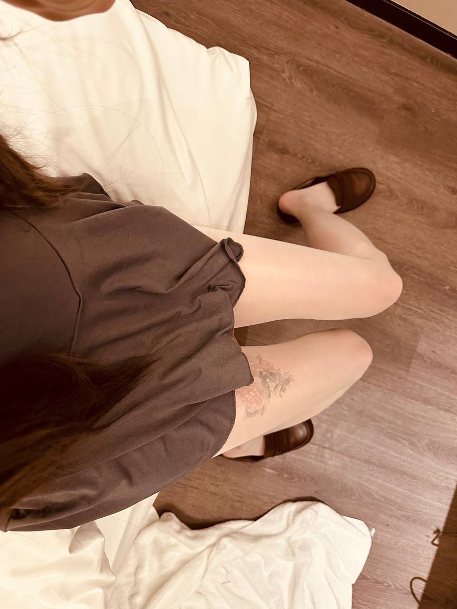 Tjiang819's tweet photo. 哈尔滨有人贴贴嘛，没人找我聊天嘛😭 https://t.co/2EZDpqDHuH