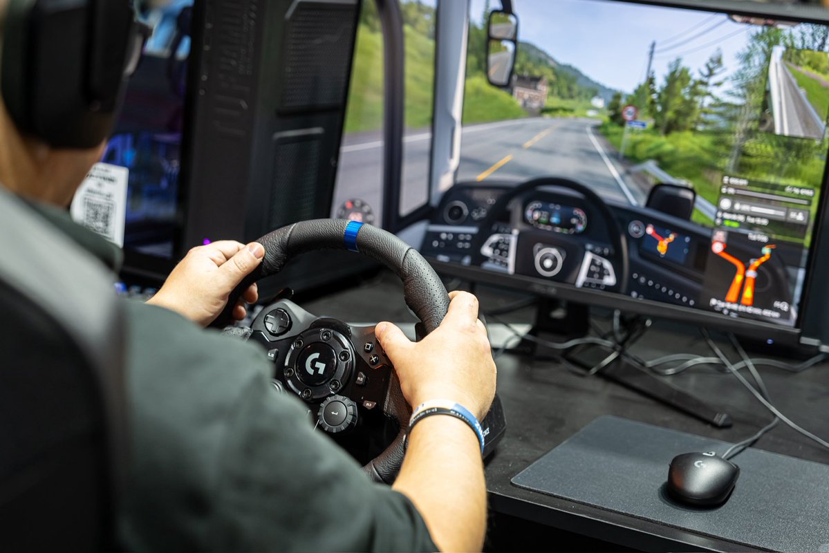 SCSsoftware's tweet photo. Day 1 of @PoznanGameArena is in top gear! 🚛💨

Get behind the wheel with @LogitechG, try out our upcoming DLCs, grab some free swag, &amp; even get up close with a real @ScaniaPolska Super! 🙌

Come say hello and find us in Hall 5! 🇵🇱 https://t.co/aGtQwEI3rj