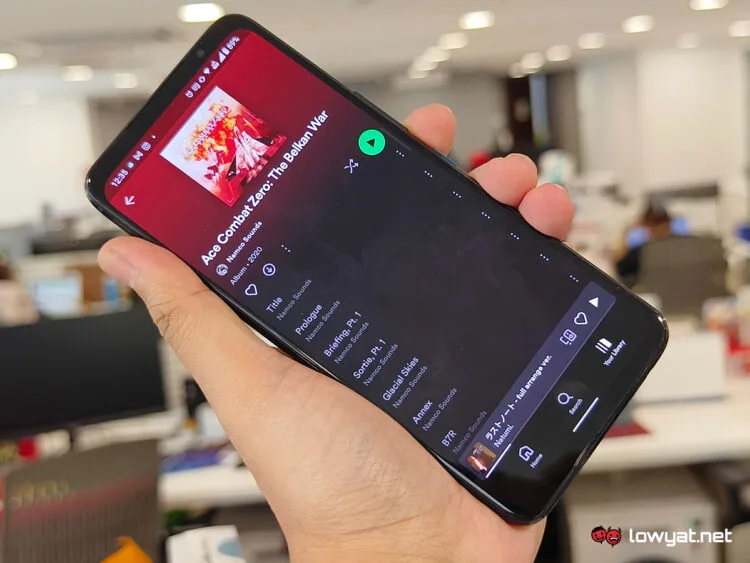 LowyatNET's tweet photo. Spotify Confirms Family Plan Crackdown; Calls It A “Routine Improvement”

https://t.co/pZE6erpO5Q https://t.co/cQ3knbIghH