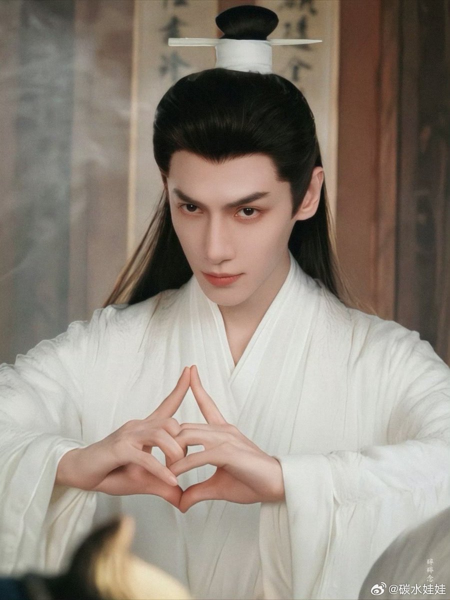 kngyunxiyiran's tweet photo. #LuoYunxi’s #ShadowPunisher / #ThePhantomDetective has received a rating of 6.4 on Douban.👏🎉

#罗云熙 #หลัวหยุนซี #라운희 #魅影神捕 https://t.co/HwtfM5ms9o