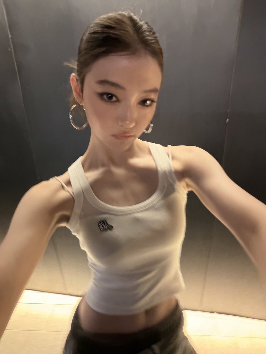 meovvsource's tweet photo. ELLA CHURRRRR UPDATE https://t.co/10Zr8M7gae