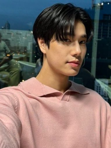 phuwinful's tweet photo. pinkphu <3 https://t.co/p6xDlR28eL