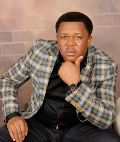 emekacorrect's tweet photo. Francis Duru RIP. You use to be a great actor. https://t.co/9udyDGW4Lg