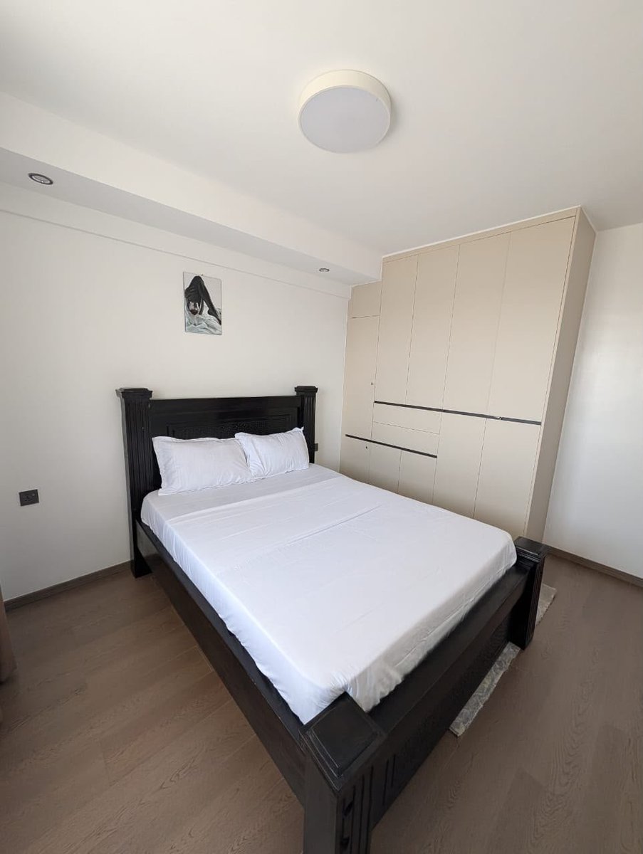 XCouncillor's tweet photo. 1 bedroom apartment available at Serenity Residency in Kilimani. 5500 per night https://t.co/VylMlJyzZR