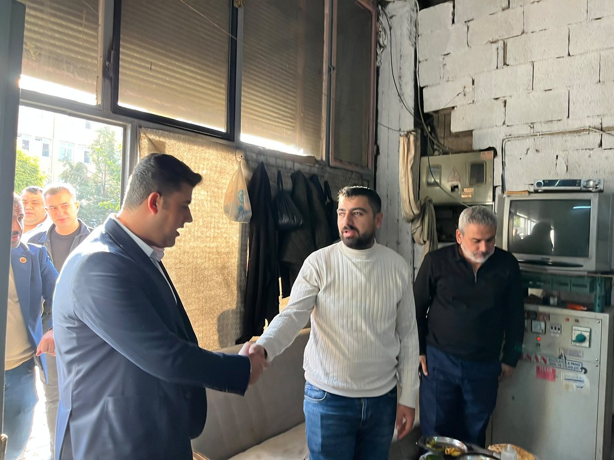 bese_yakup's tweet photo. 📍29 Ekimde BİR’İZ 

29 Ekim Mahallesi’nde çalmadık kapı, sıkmadık el bırakmıyoruz. 🤝

Esnafımızın talep ve önerilerini dinliyor, hayırlı kazançlar diliyoruz.

@RTErdogan
@avyusufibis
@abdulhamitgul
@fatihseyrekk
@fmfedaioglu 
@FatmaSahin 
@avmustafadurmus
@ismailguler027
@umutymz 
@avyaseminkaraca
@AKGenclikGM
@AKPartiG_Antep
