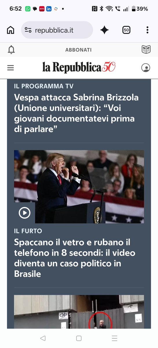 luca_passani's tweet photo. Questa è per te @pazzoperrep . Trump che si indigna per il telefonino rubato in Brasile. https://t.co/fiZ2AqoDxb