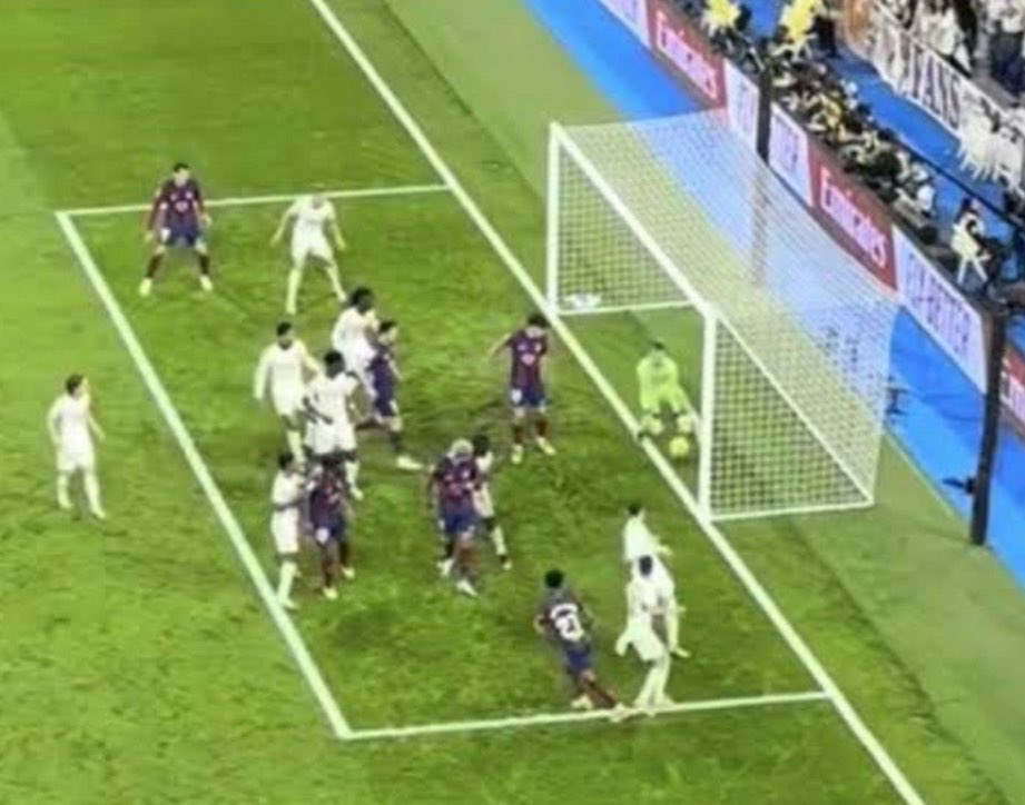 FCB_nenn's tweet photo. “No marcó gol” https://t.co/dtM441iHfI