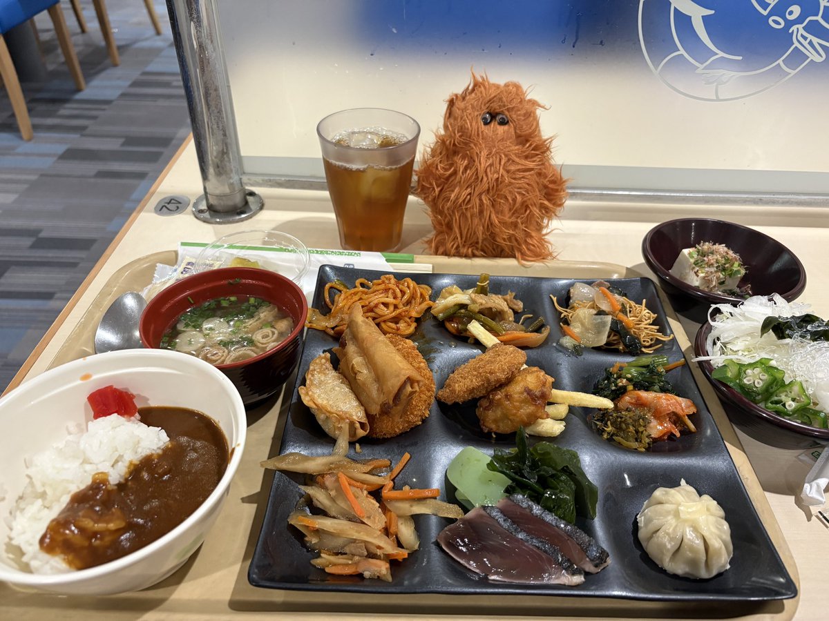 10651025's tweet photo. 出航🚢
パンくんと2回目のフェリー🌊 https://t.co/EEJd7NCLk9