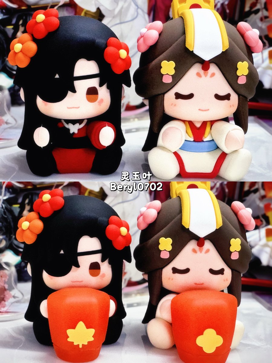 beryl0702's tweet photo. 花怜好运绒绒抱灯软胶摆件【狐鼬隐藏款】好可爱啊!🥰
#墨香铜臭 #mxtx #天官赐福 #tgcf #花怜 #hualian #minidoll https://t.co/nYMlWgG4lJ