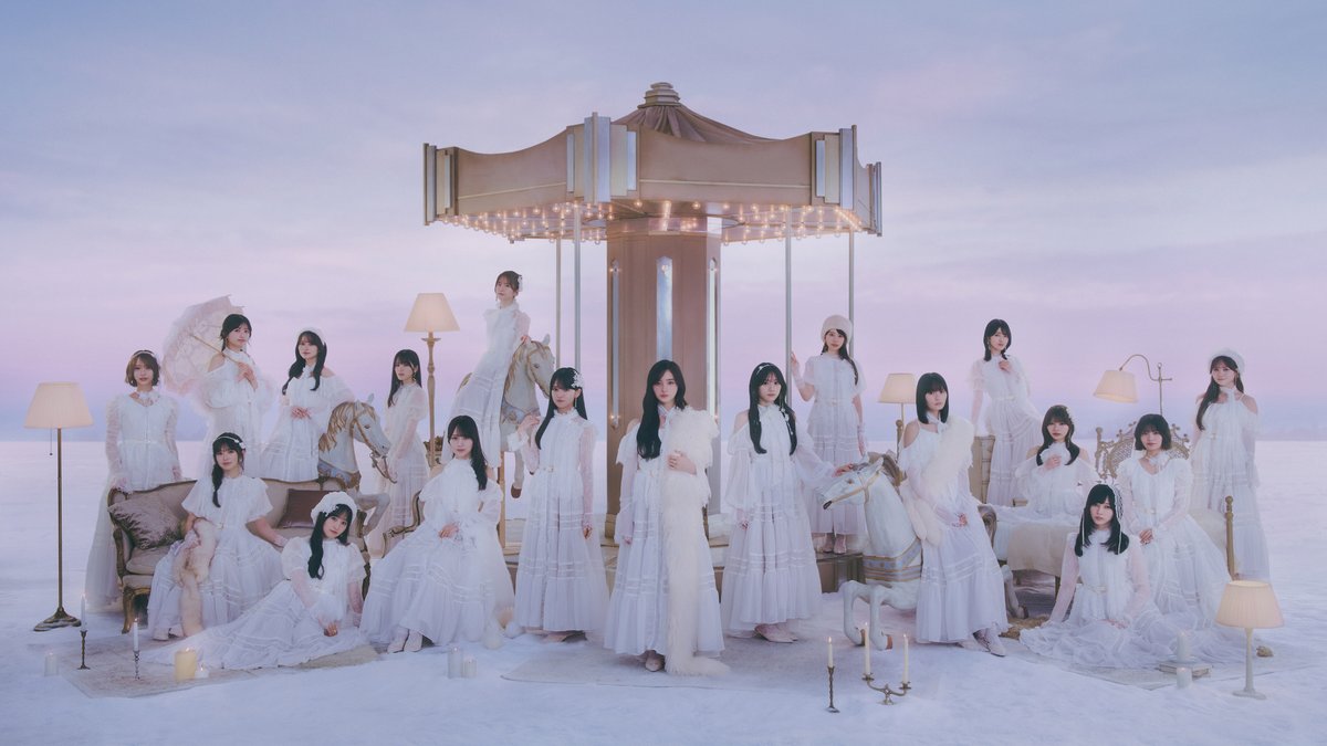 encountofficial's tweet photo. 乃木坂46、新曲『君ロス』最新ビジュアル解禁　センターは井上和…純白ドレス姿を披露
https://t.co/Kw3cS3V79O

#乃木坂46 #井上和 ＠nogizaka46 https://t.co/TS6TPgZeCF