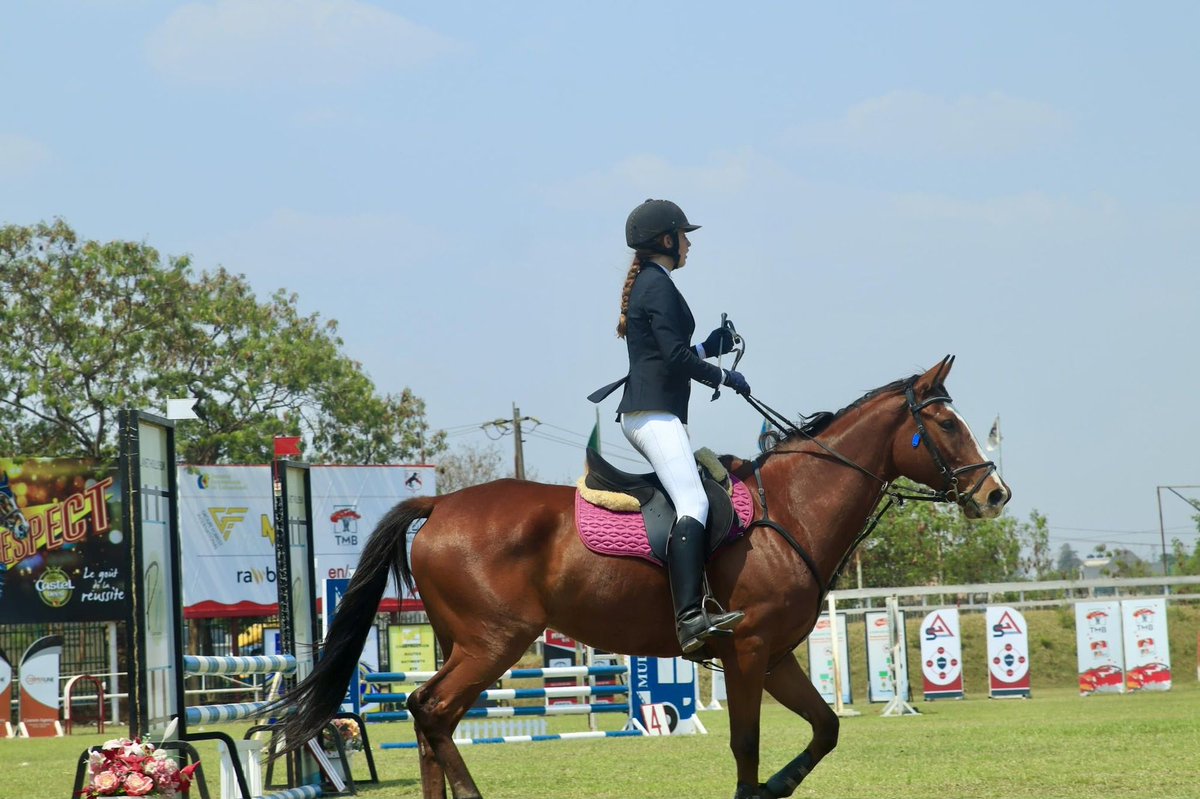 TMB_CD's tweet photo. La #TMB au Hobby Pony ! Nos agents ont participé à ce moment convivial lors de la dernière journée du #JumpingInternationalLubumbashi, dont la Banque était sponsor officiel. #Lubumbashi #RDC https://t.co/4QgzECQwzJ
