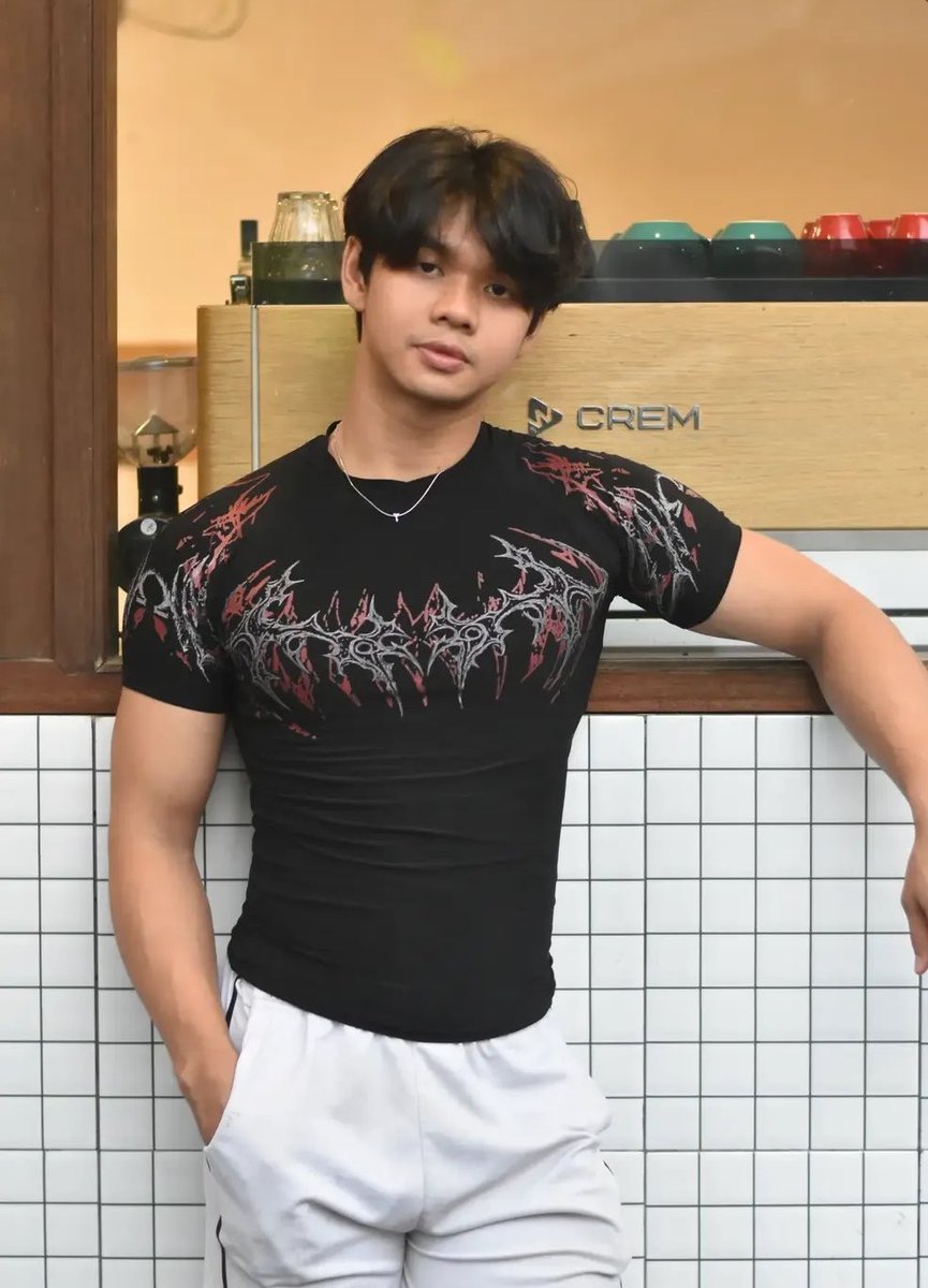 mimxlio's tweet photo. Kalian pilih cowok ganteng atau cowok baik tapi biasa aja? https://t.co/fDFwO5eAjP