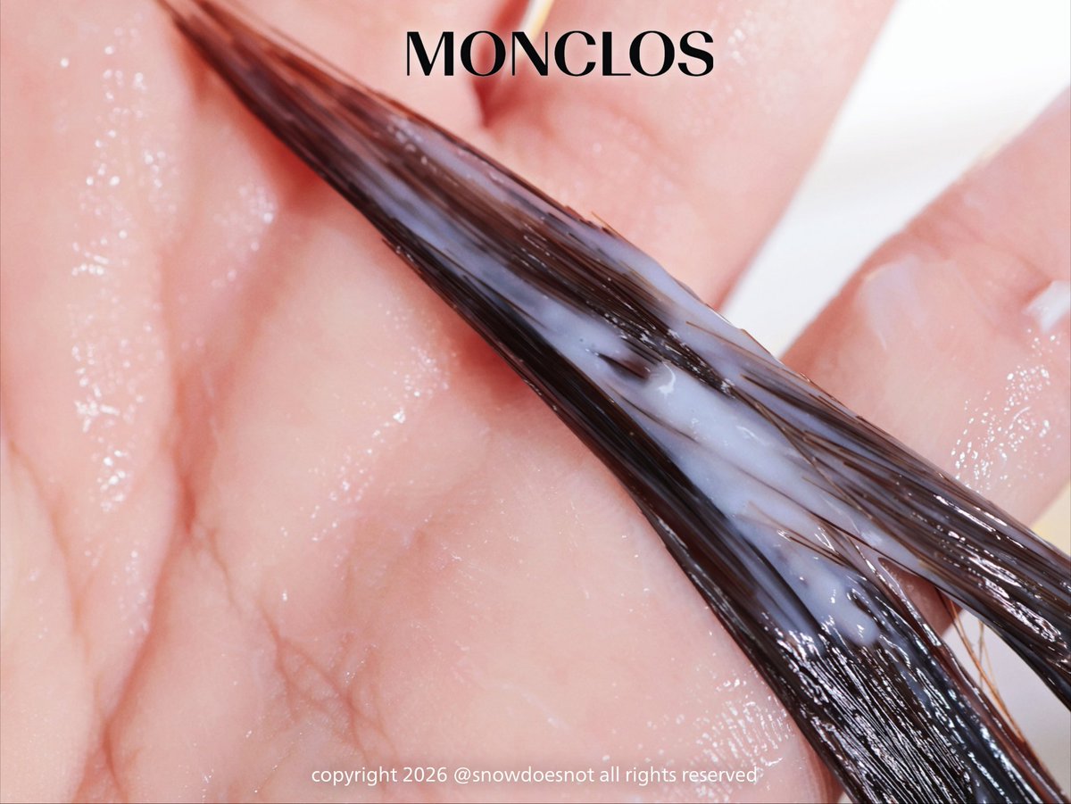 snowdoesnot's tweet photo. #광고 #RT이벤트 @monclosofficial
팬싸에서 헤어 정보따인 언니 트리트먼트 손민수했어요🤍 바로바로 몽클로스 벨벳 너리싱 트리트먼트🪽

지성두피인 제 머리에도 떡짐없이 가볍고 산뜻한 사용감에 꽉 찬 영양감으로 
바로 엔젤링이 싹 도는 몽클로스 1위 트리트먼트✨️
향도 흔하게 맡을 수 없는 고급진 호텔 어매니티 같은 향이라 완전 향 맛집임🌹

📅 10/22(목)-10/25(일) 오후 1시 ~ 오후6시,4일간
📍 한남 몽클로스 플래그십 일대에서 엔젤링 반지 주인찾기 게릴라 이벤트도 진행중
👉 몽클로스 엔젤링 트리트먼트 본품도 받아갈 수 있다는 점!
(몽클로스 매장에서 인스타 팔로워 인증& 스토리 업로드시 헤어•바디 샤쉐 5종 증정!)