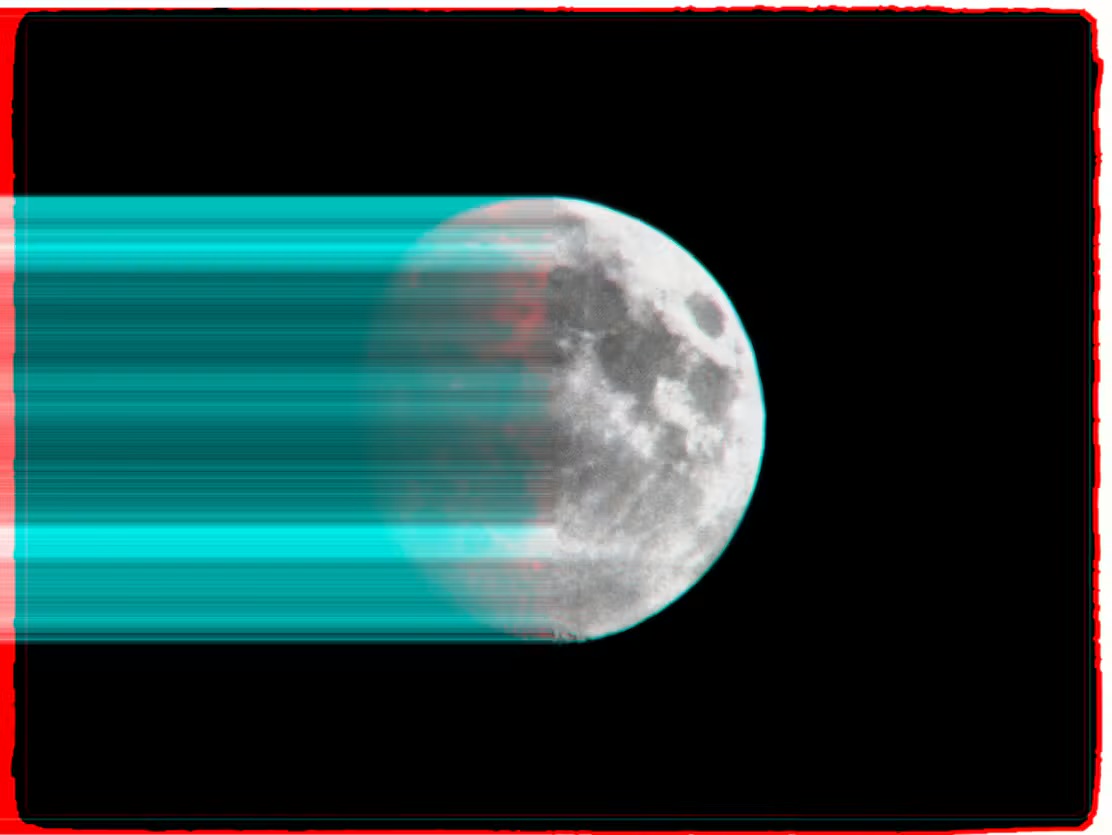 unityofmulti's tweet photo. Gm with my 'Twin Moons' 

Created 8 years ago and probably the first diptych on the blockchain. Still in the collection of @ArtOnBlockchain afaik https://t.co/LjJyVhO2AH