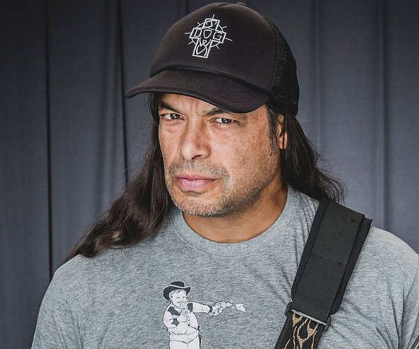 tompinks's tweet photo. Wishing a happy 62nd birthday to longtime bassist of METALLICA - musician and songwriter ROBERT TRUJILLO
https://t.co/cMLlFk7LDG

#RobertTrujillo #HappyBirthday #BornOnThisDay #Music #Birthday #OnThisDay #OTD #Today #Metallica #HeavyMetal #ThrashMetal #MusicHistory #MusicLovers https://t.co/1VCofco5rg