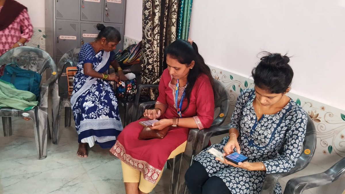 mybmcWardE's tweet photo. बृहन्मुंबई महानगरपालिकेच्या ‘ई’ विभागातील कामाठीपुरा चौकी येथे नागरिकांसाठी आभा (ABHA – आयुष्मान भारत हेल्थ अकाउंट) कार्ड नोंदणी शिबिराचे आयोजन करण्यात आले.

#MyBmcupdate https://t.co/I7sAdswXSc