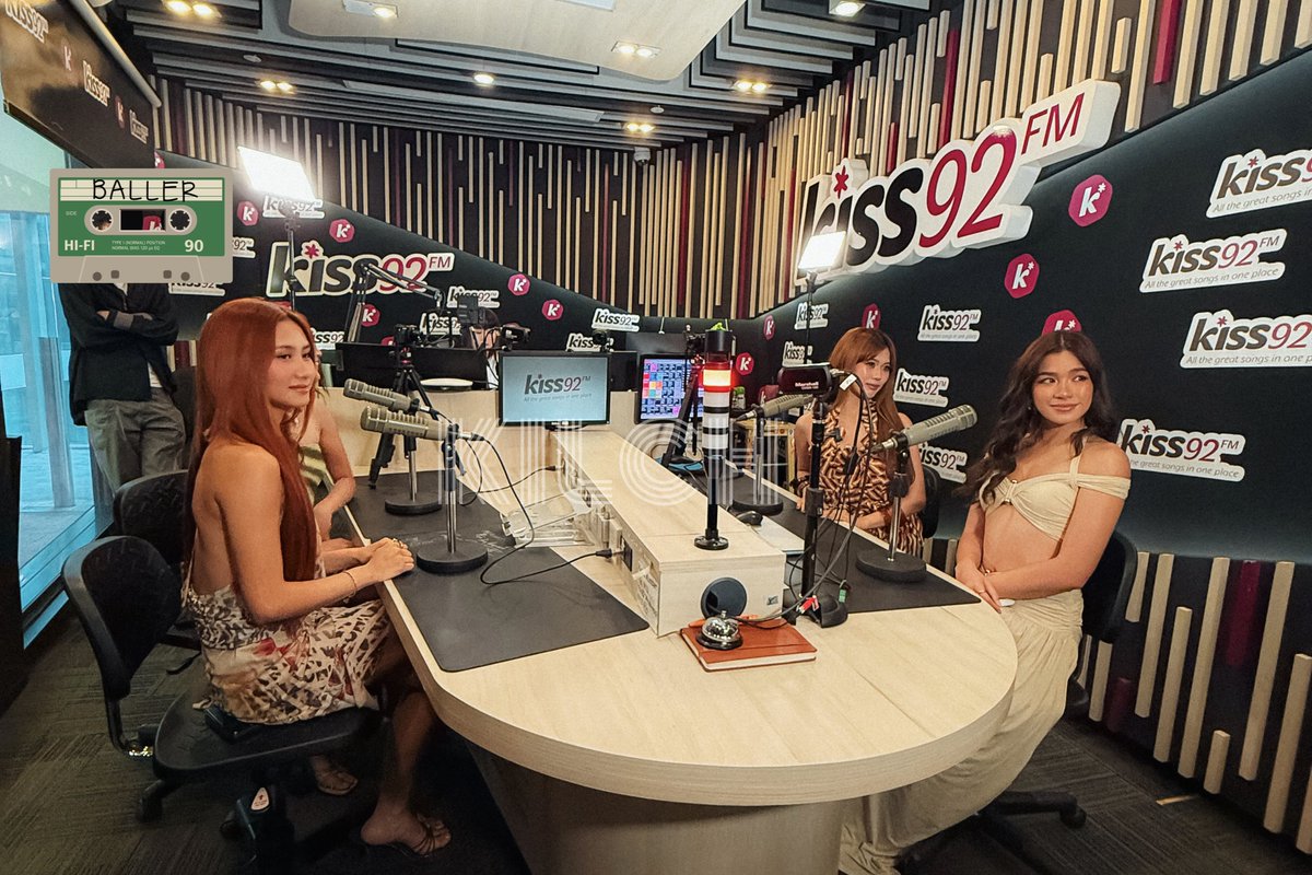 tsekerd's tweet photo. some more 📸 from earlier

BINI LIVE ON KISS92FM

#BINI_SIGNALS_WORLDTOUR_2026 #BINI_SIGNALS_SINGAPORE #BINI https://t.co/MwyUqumIYl