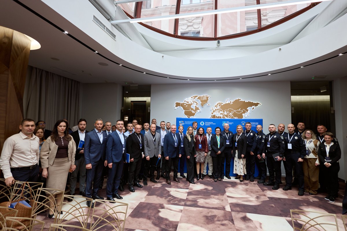 EUAM_Ukraine's tweet photo. Law enforcement reform must make a difference in people’s lives. 🇺🇦🇪🇺

In Lviv, we brought national &amp; regional partners together to advance reforms that strengthen public safety, protect people’s rights and build trust in law enforcement across Ukraine. https://t.co/vFWTAk5gTI
