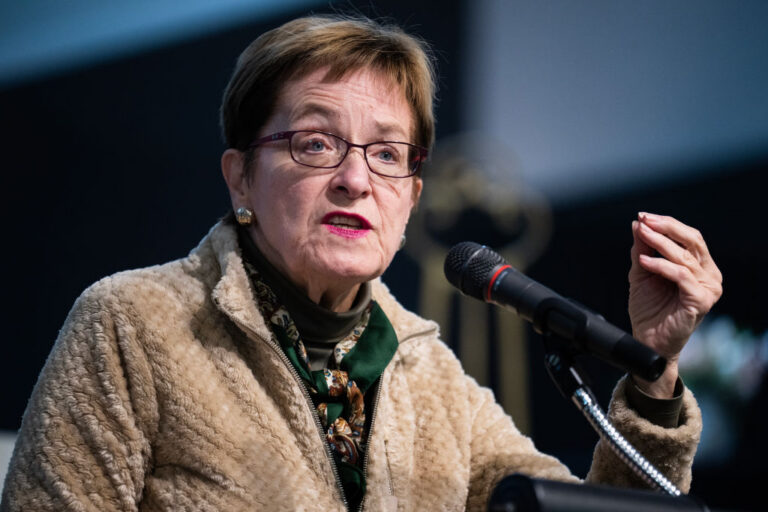 PunchbowlNews's tweet photo. REDISTRICTING MISS?

Rep. Marcy Kaptur (D-Ohio) is the longest-serving woman in Congress. After statewide redistricting, Republicans are looking to notch a win that's getting harder to reach.

@LauraEWeiss16 reports from Toledo, Ohio: https://t.co/x75dHAZASM https://t.co/WHMyYSk8pI