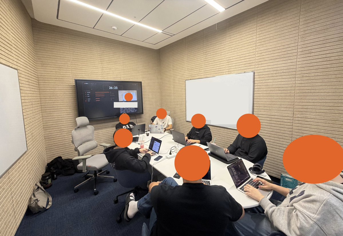 Mathis_btc's tweet photo. Yesterday night - with some beta tester for our vibecoding hackathon platform with which we applied to @colosseum !

Got some great feedback - still lot to be done ! But definitely a huge potential ! https://t.co/VGLpiNdnFV