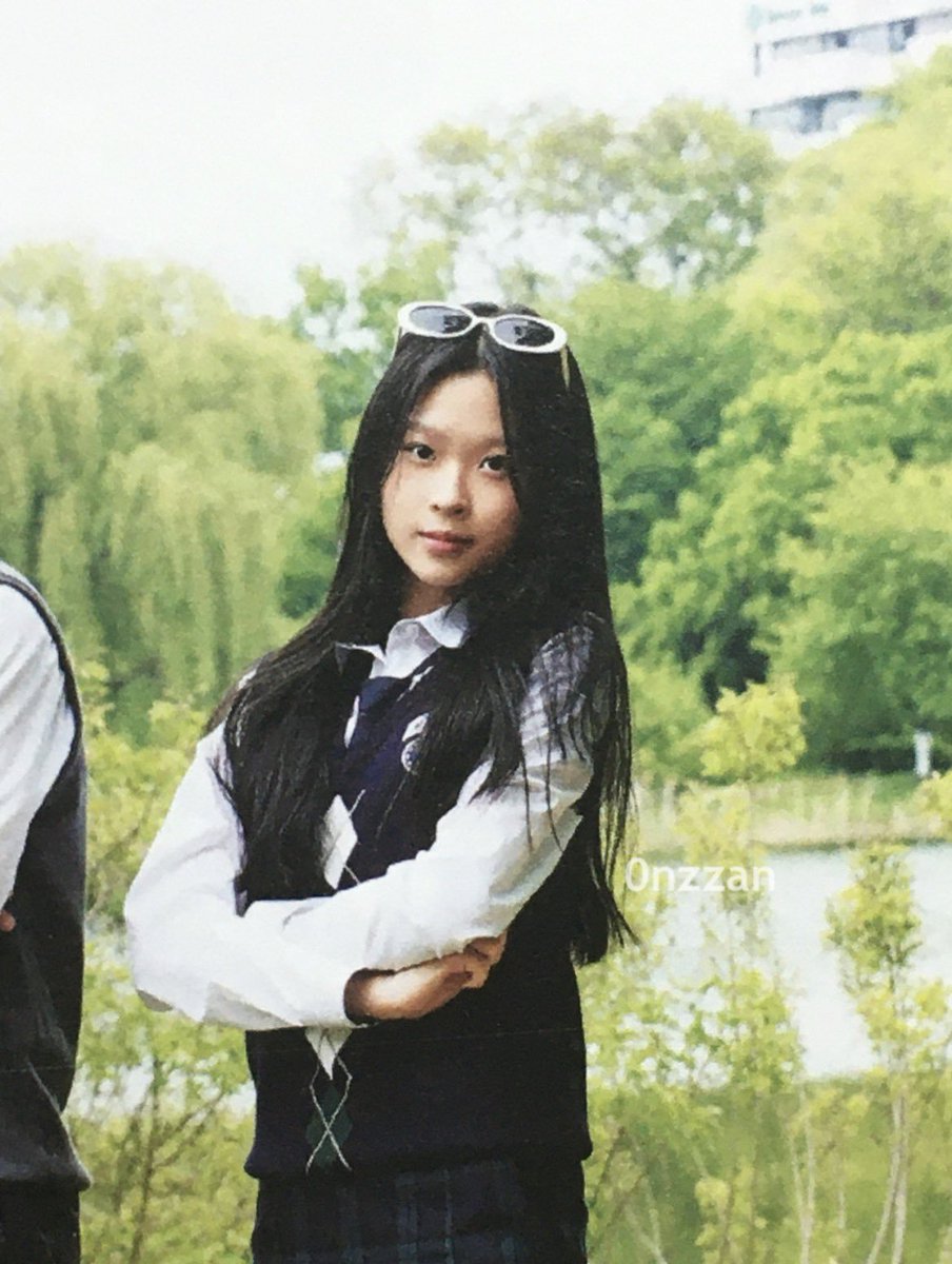 youngpicts's tweet photo. THIS IS WHY SHE DESERVES ALL THE LOVE AND SUCCESS IN THE WORLD. 😭❣️

#A2OLITE #영 #YOUNG https://t.co/wy2zshxyDK