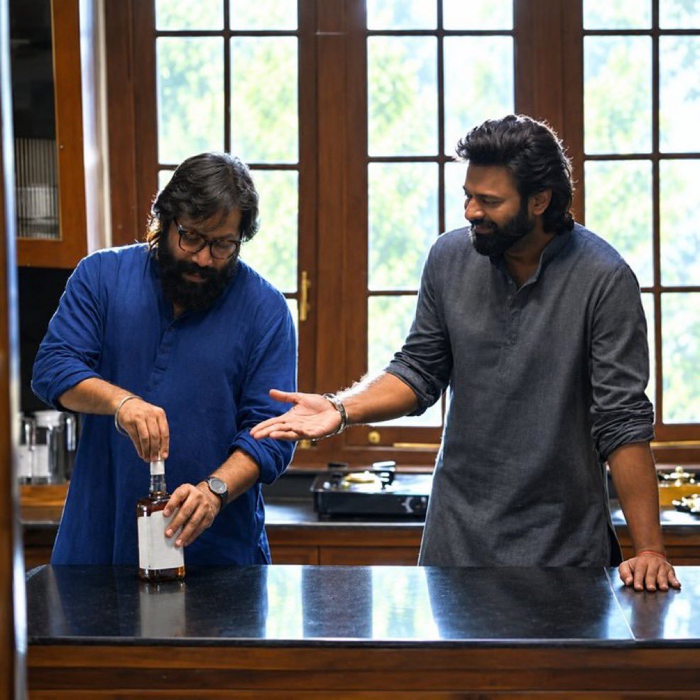 ABHILA1289's tweet photo. @RodRaisarr2 @imvangasandeep Already dinchaduu🥵🥵 https://t.co/3IwJYSFs0q