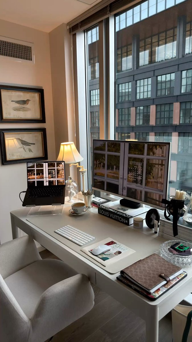 ceedemy's tweet photo. beautiful home offices https://t.co/FtPoLB1RTw