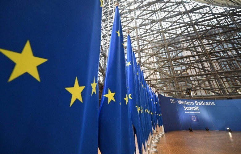 rtklivecom's tweet photo. EU and Western Balkan leaders will meet in Brussels on November 25 to discuss EU enlargement, regional cooperation and security. 

Talks will focus on reforms, gradual integration and accelerating the EU Growth Plan. 
https://t.co/qMO5ysSYuM https://t.co/sRm7MUxQtA