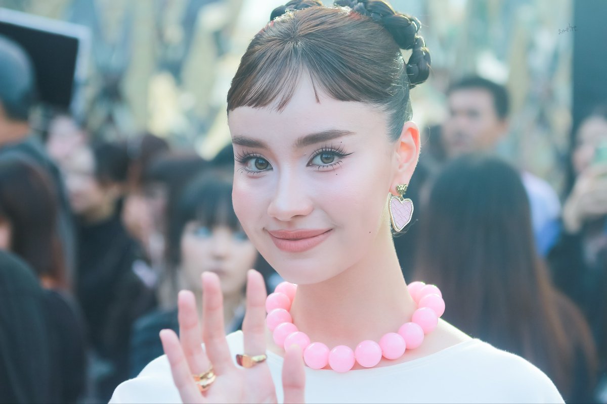 2wmtre's tweet photo. ตุ๊กตาาาาาน้อยย 💖💖 @j_jayyna 

GINJAY HEIDIS SECRET EFW26
#GinjayatEFW26ICONSIAM
#aangelinaass https://t.co/UKajrkENQy