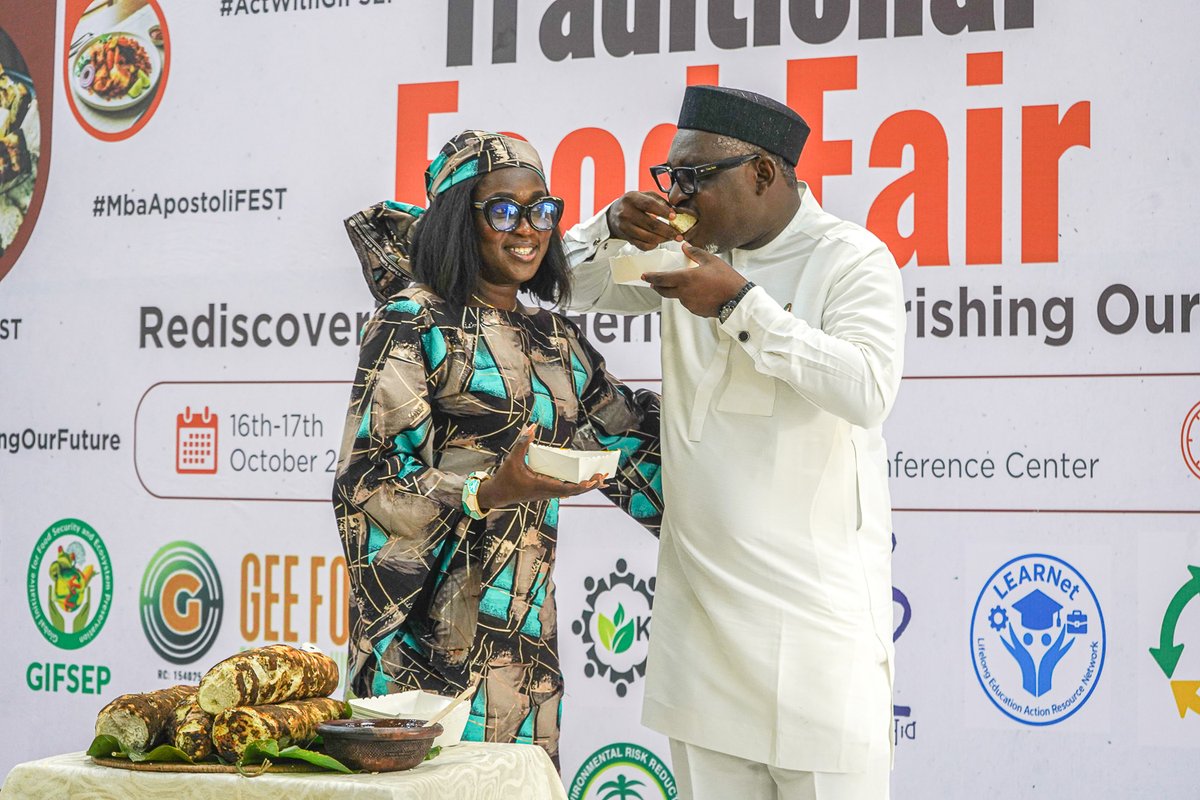 miketerungwa's tweet photo. In the spirit of African Traditional food, my birthday (cake) on #WorldFoodDay was roasted yam and peppered source.
Buy local-Eat Local
#Adapt2Live
NAFDAC
Burna
Kidney
Agbo https://t.co/yKrtTMpYEo
