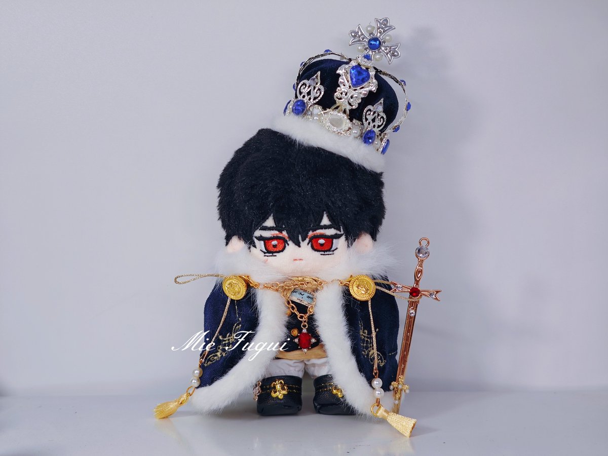 Miefugui's tweet photo. 作为一个拍照废，终于拍出了还算看得过去的照片呢……主要是两个宝宝真的太漂亮了啊啊啊！感谢您制作出如此完美的娃娃🥹🫶🏻
@demmuii0611 https://t.co/vYPGkvgnAV