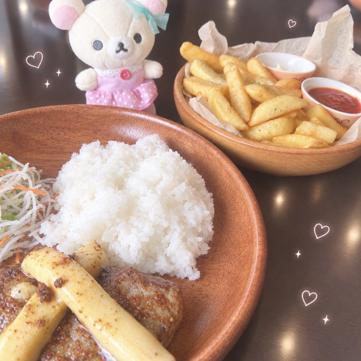s2_chu_chu's tweet photo. ひさびさのびくドン❣️
コリちゃんも喜びの舞🎶 https://t.co/JQxcVlNMnJ