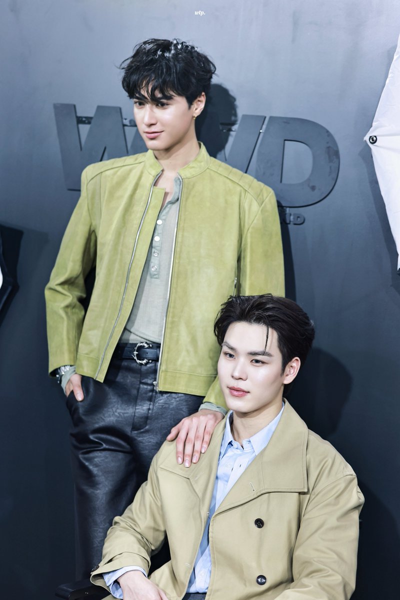 arnizaasan09's tweet photo. Tepi's visual hits different, they're never fail us to amaze, both of them so incredible handsome 🤍🤎

TSP HEIDIS SECRET EFW26 

#TeshowpingatEFW26ICONSIAM https://t.co/cs09T0402c