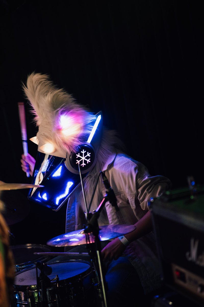 _halfsleep's tweet photo. 🌈🥁
📷:@ayupiko_0305 
#Fursuit #FursuitFriday #あんたフェス2026 https://t.co/OZG8LMHT9m