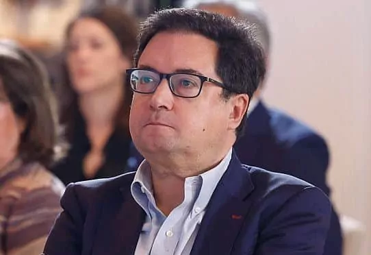 veintimillapie's tweet photo. La Fiscalía pide que Óscar López sea juzgado por la justicia ordinaria por propagar el bulo de la bomba lapa contra Sánchez, rechaza que el ministro sea juzgado por el Supremo porque sus manifestaciones se produjeron en un acto como líder del PSOE y no le ampara el aforamiento https://t.co/4OmNfxEXVa