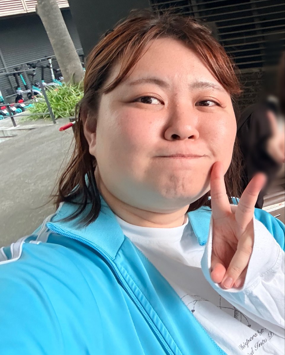 ha___r_3's tweet photo. 写真撮る時この顔しがち
5月の私
パンパンすぎる https://t.co/HATgedtMgd