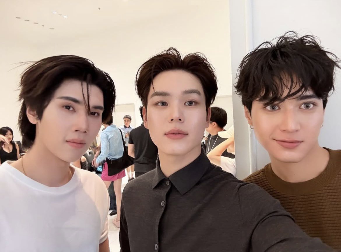 daokluen's tweet photo. dunkie with teshowping 🥹💗

DUNK HEIDIS SECRET EFW26
#DunkatEFW26ICONSIAM https://t.co/jkGmoqpdxE