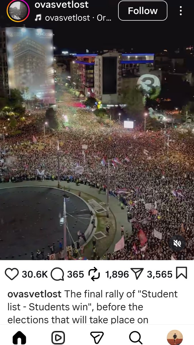 NovakAnalysis's tweet photo. They posted "When will Djokovic return to Serbia?" And Novak @DjokerNole  and Jelena Djokovic @jelenadjokovic  liked it as response.
The people's champion is always with his people.❤
#GOAT beyond tennis
#Serbia #StudentiPobeđuju https://t.co/bTe8qYeJMG