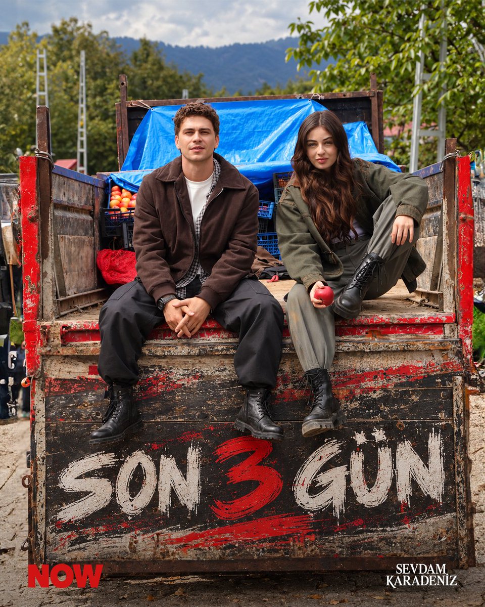 skaradenizdizi's tweet photo. Bir kasa elma, Üzüm ve Volkan…Sizce neler oldu? 👀🍎 Öğrenmeye Son 3 Gün! 🌊

#SevdamKaradeniz yeni bölümüyle pazartesi 20.00’de NOW’da! 🌊 @nowtvturkiye @MiaYapim https://t.co/2wTlkhIa2t