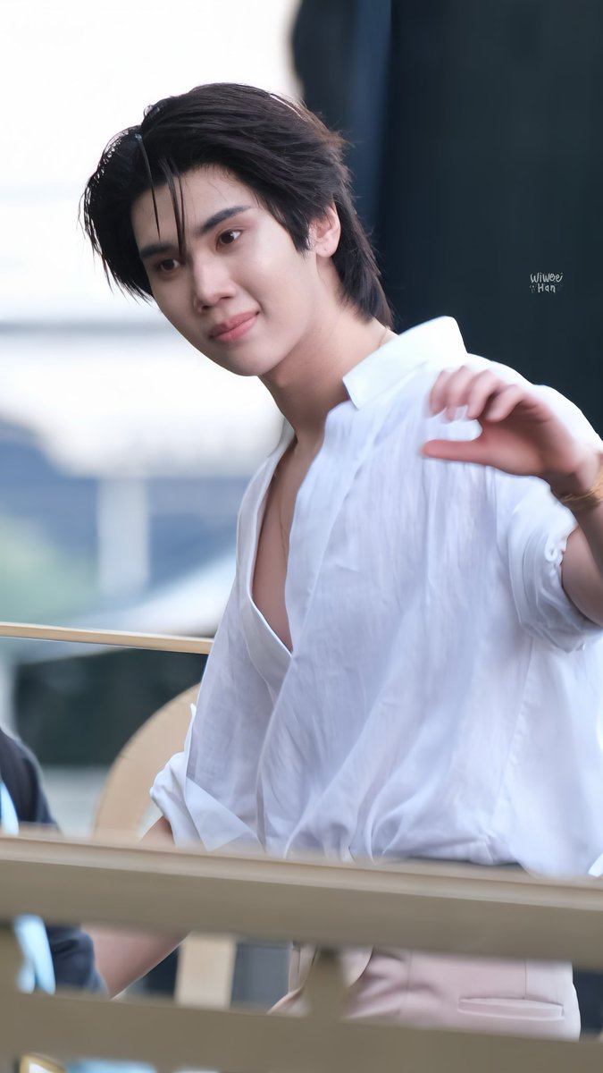 wiweehan1's tweet photo. มาเจอแค่นี้ น้ำตาจะไหล 🥹🥹
DUNK HEIDIS SECRET EFW26

#DunkatEFW26ICONSIAM
#dunknatachai @dunknatachai https://t.co/v7ygI72RGN